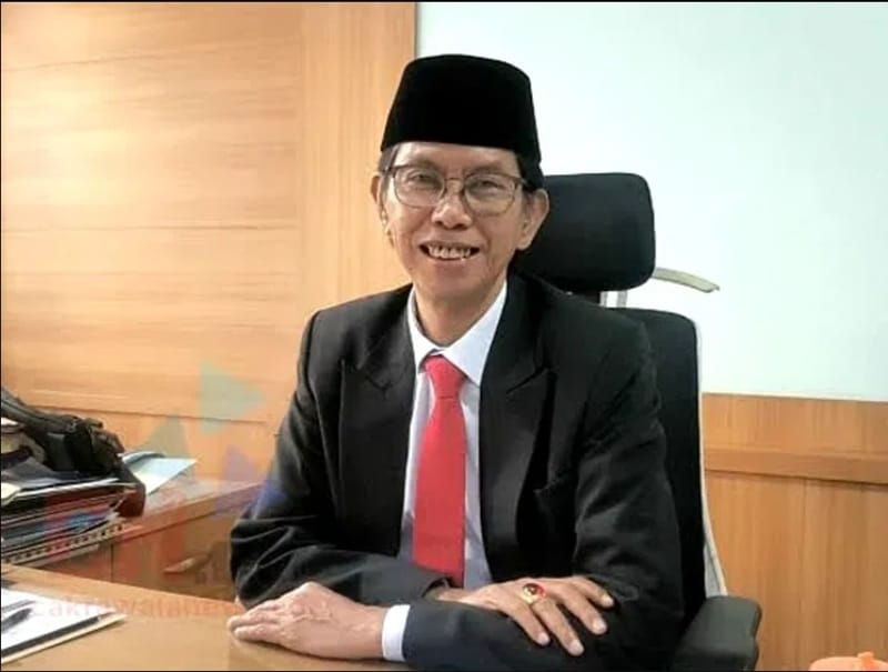 Adi Sutarwijono Ketua DPRD Kota Surabaya Siap Tes Narkoba